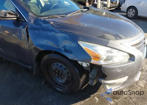 2013 Nissan Altima 2.5 из США, поврежденный, VIN 1N4AL3AP7DN451501